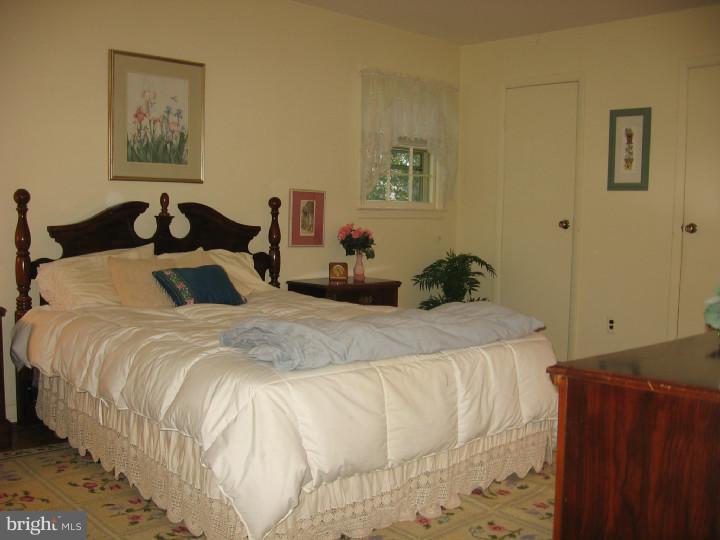 57 Taunton Road Medford, NJ 08055 - Photo 13 of 24 Bedroom - Main