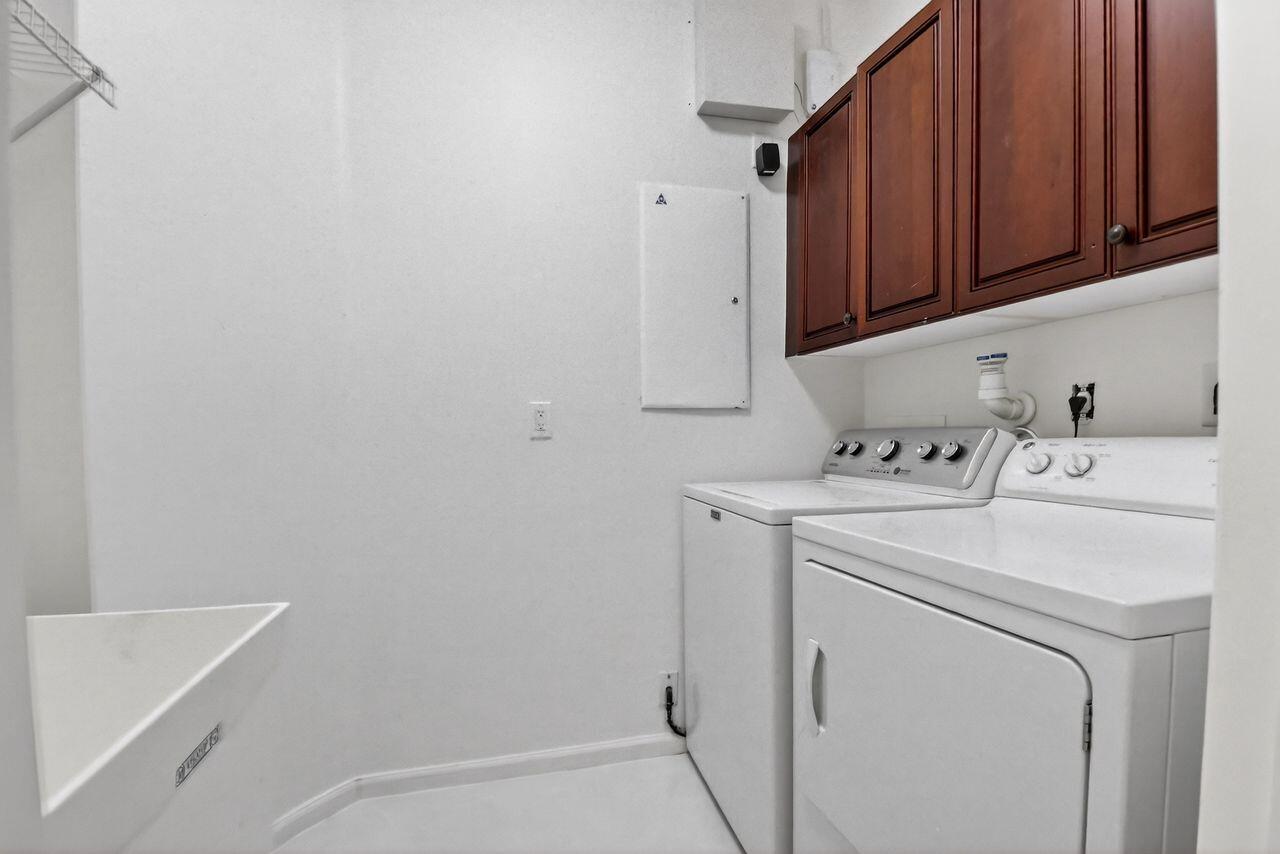 2191 Balsan Way Wellington, FL 33414 - Photo 20 of 68 21-print-DSC_6369