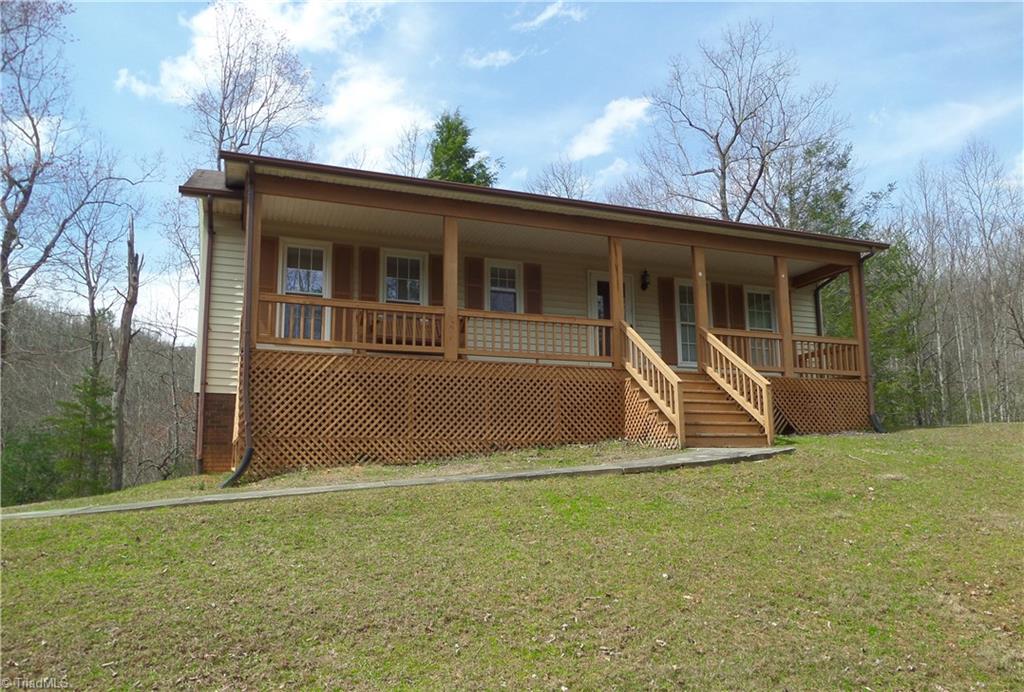 3748 White Oak Road Purlear, NC 28665 - Photo 1 of 29