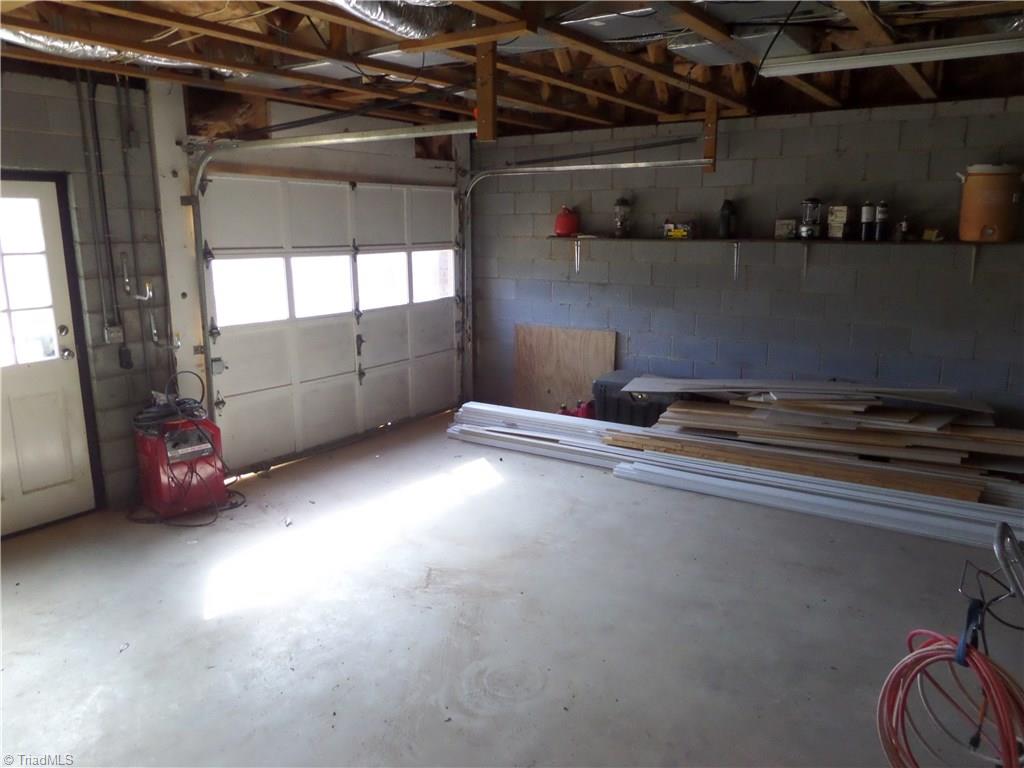 3748 White Oak Road Purlear, NC 28665 - Photo 26 of 29