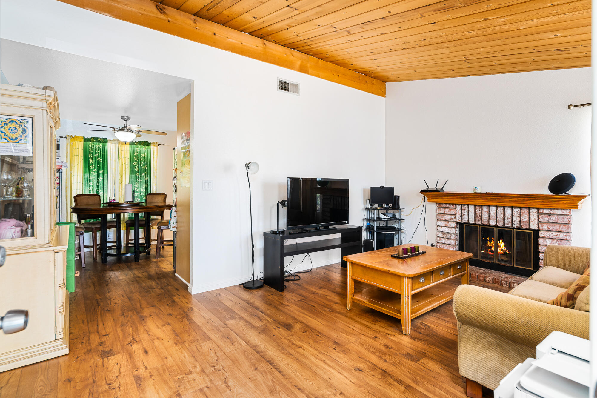 29403 Plymouth Road Castaic, CA 91384 - Photo 4 of 27 Plymouth-04