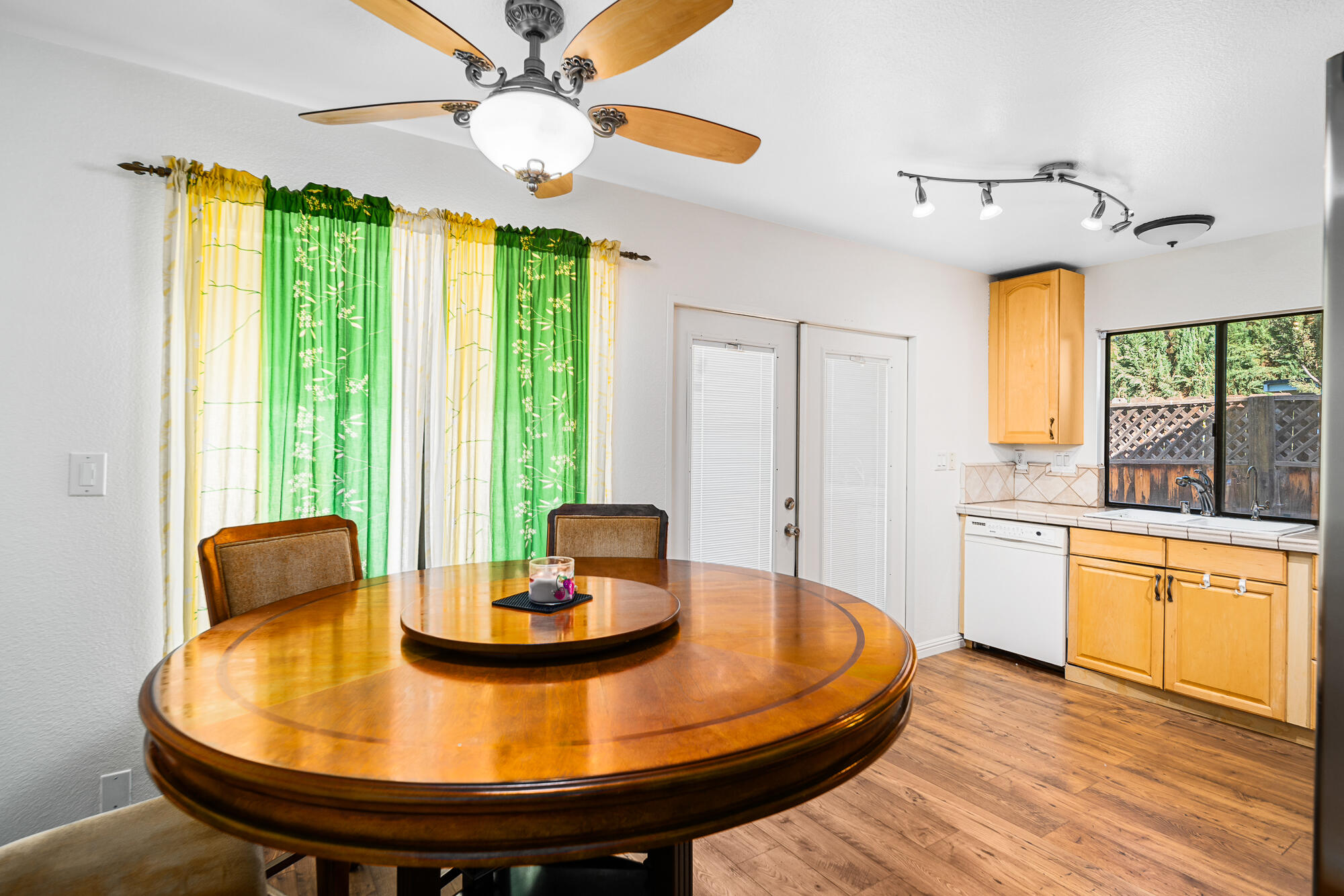 29403 Plymouth Road Castaic, CA 91384 - Photo 8 of 27 Plymouth-08