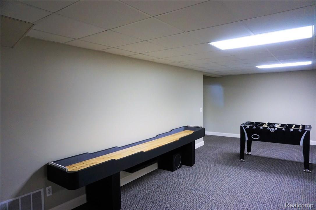 521 Hampton Road Grosse Pointe, MI 48236 - Photo 46 of 48 46 (2).JPG