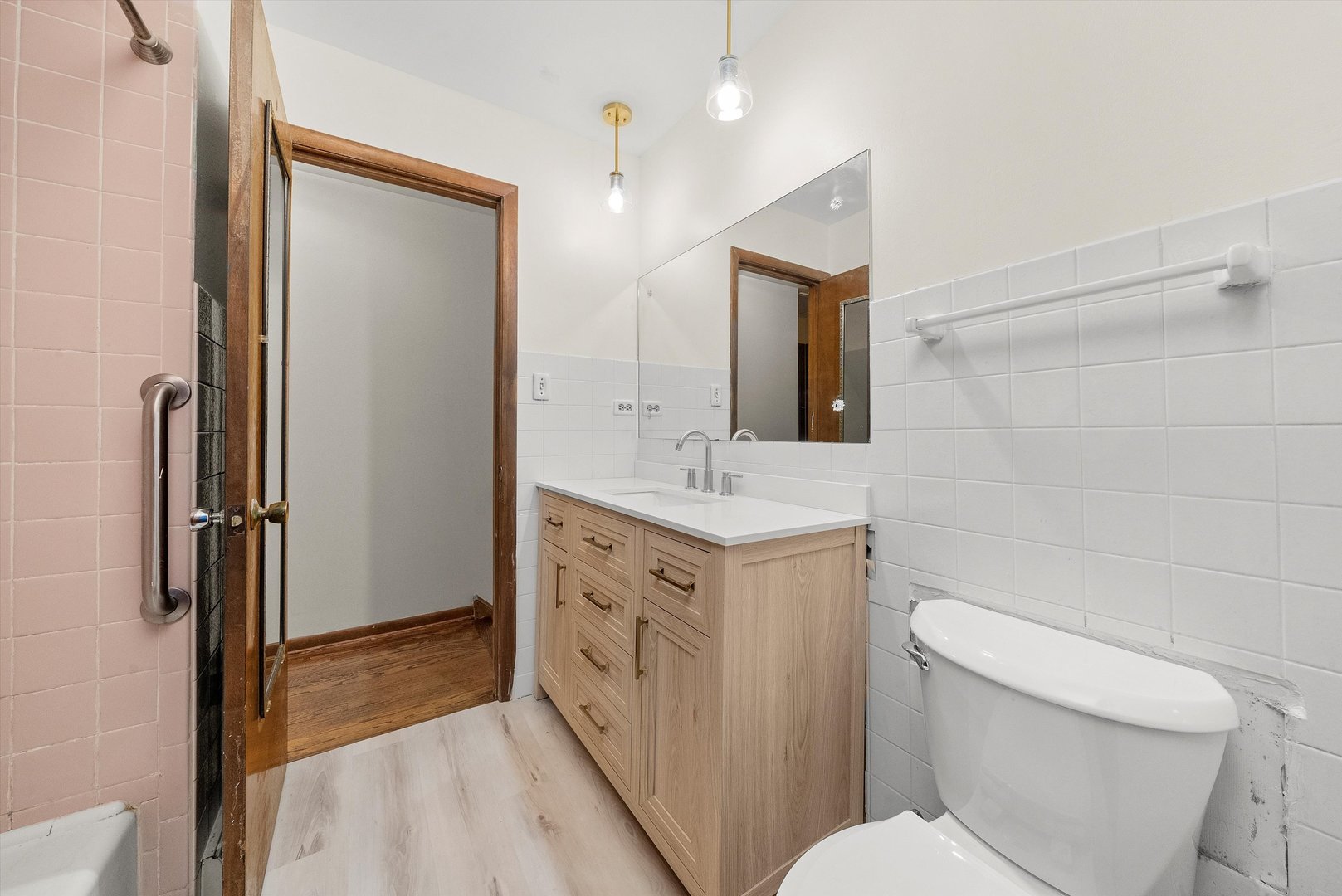 17731 Larkspur Lane Homewood, IL 60430 - Photo 19 of 38 a bathroom with a granite countertop sink toilet and shower