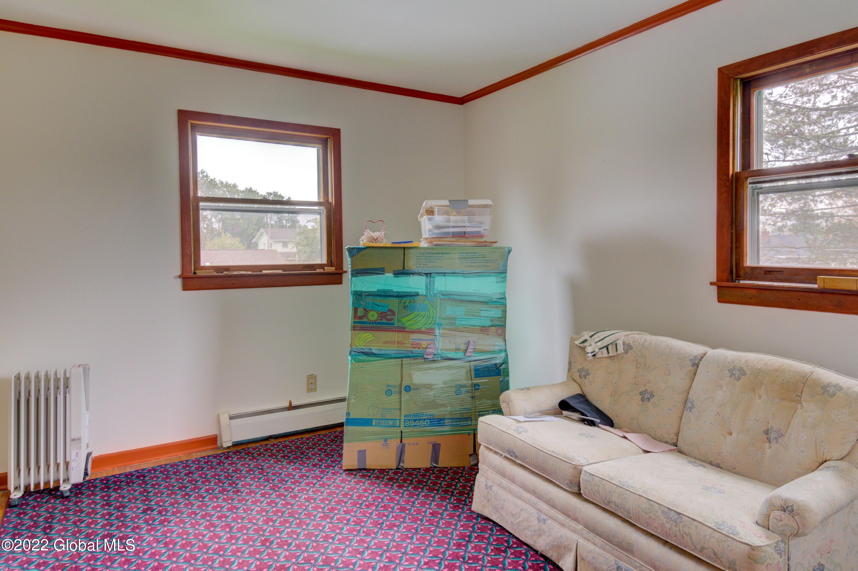 17 Rudolph Court Cohoes, NY 12047 - Photo 3 of 19 012-RUDOLPH