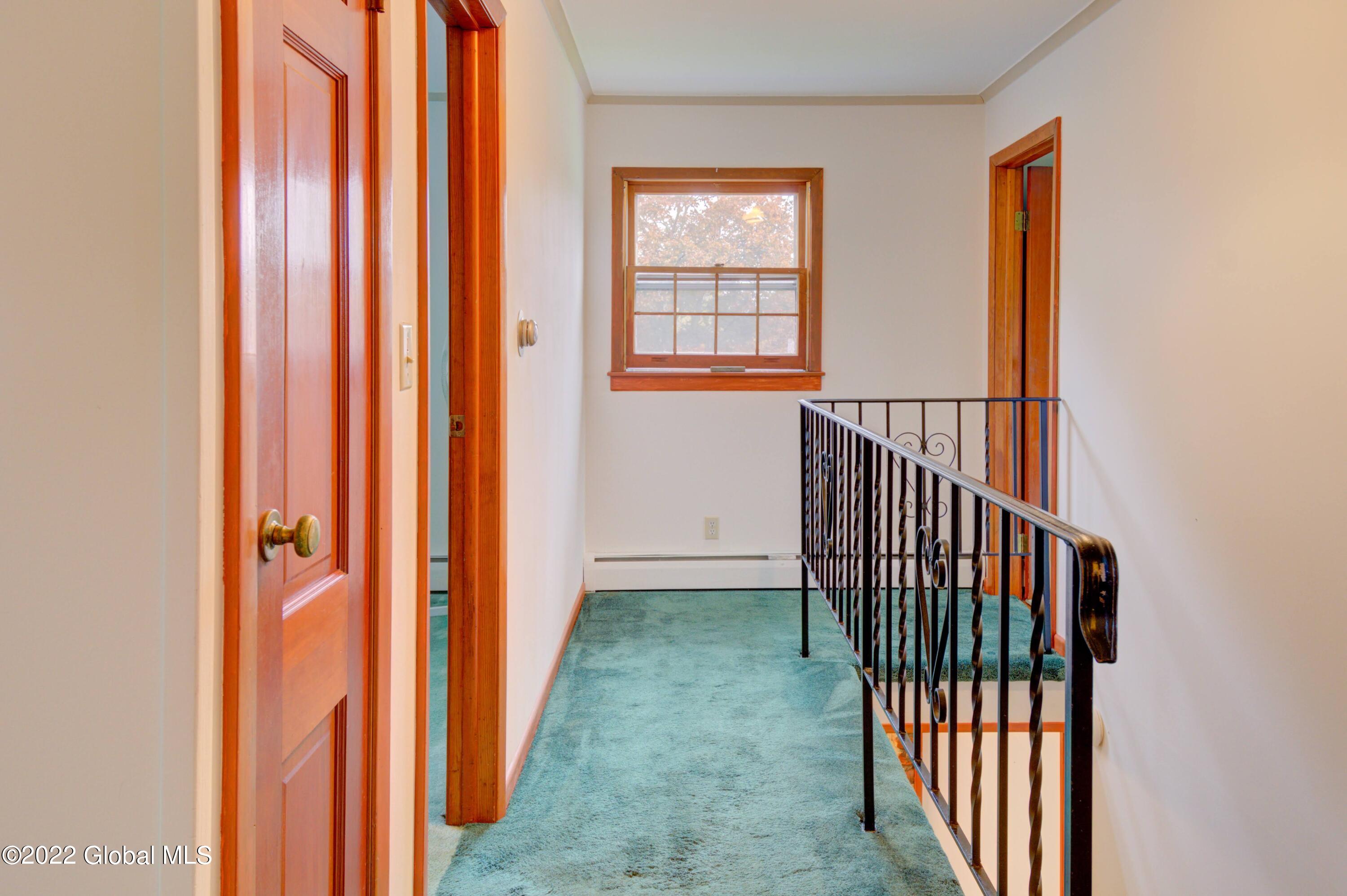 17 Rudolph Court Cohoes, NY 12047 - Photo 9 of 19 019-RUDOLPH