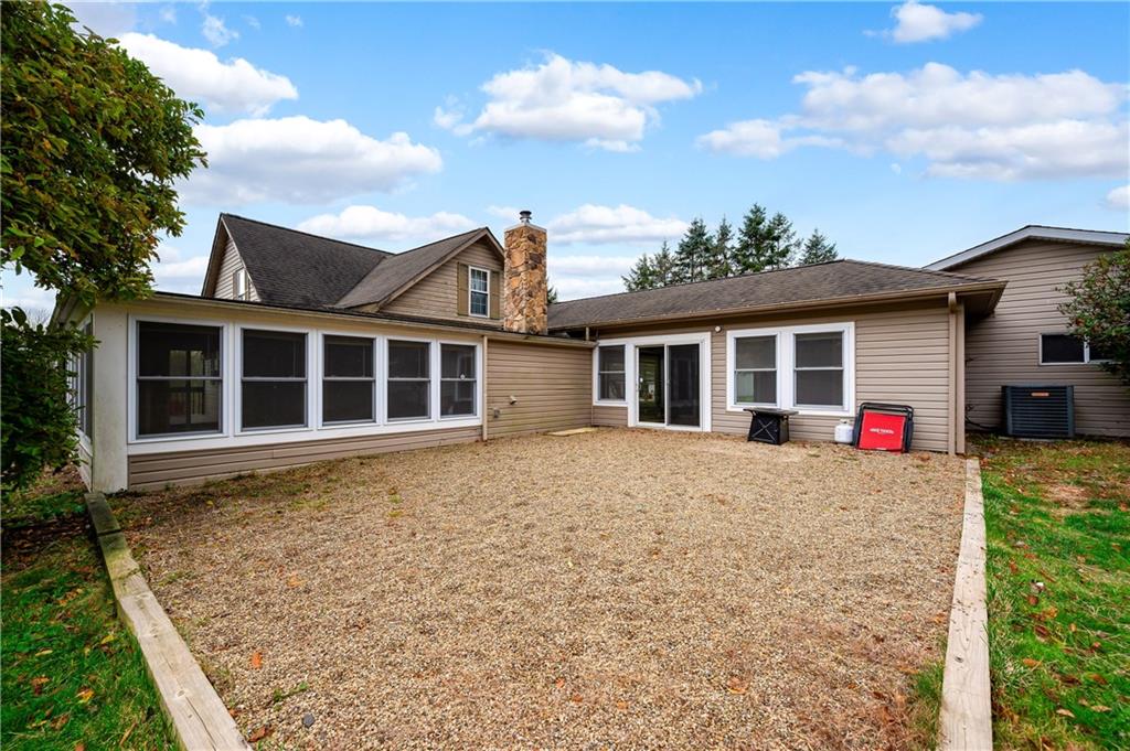 172 Queen Junction Road Butler, PA 16001 - Photo 32 of 35 front view of a house with a yard