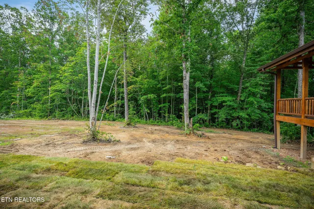 $320,000 | 106 Raccoon Lane, Jamestown, TN 38556