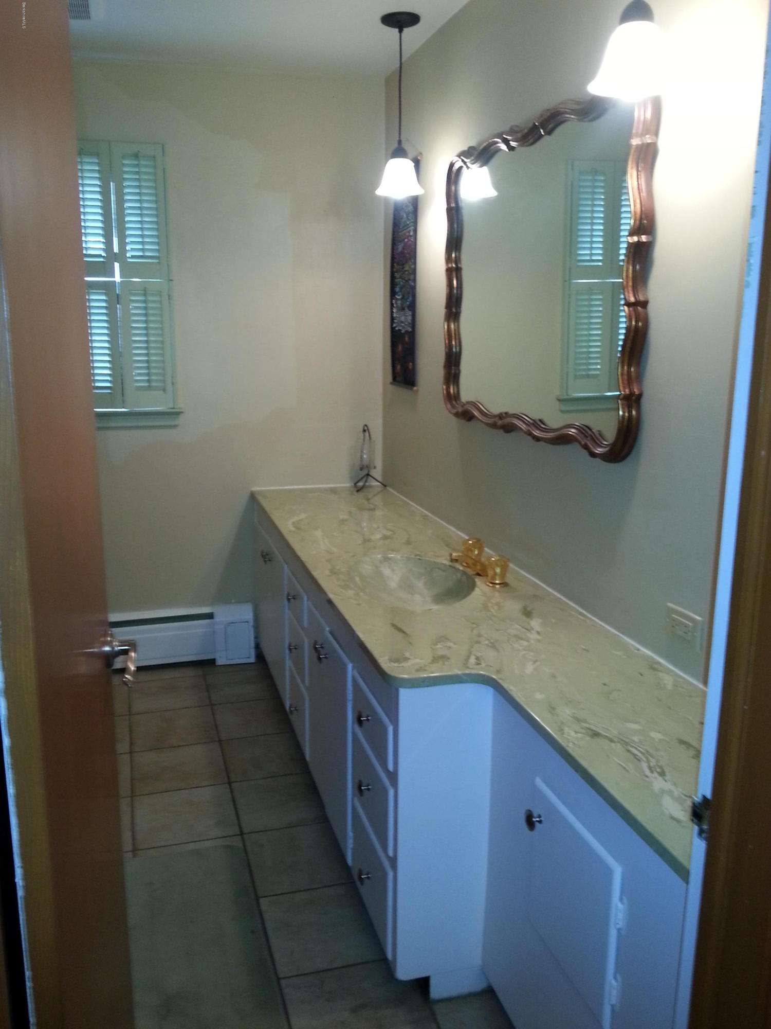 63 Valentine Road Pittsfield, MA 01201 - Photo 18 of 23 16