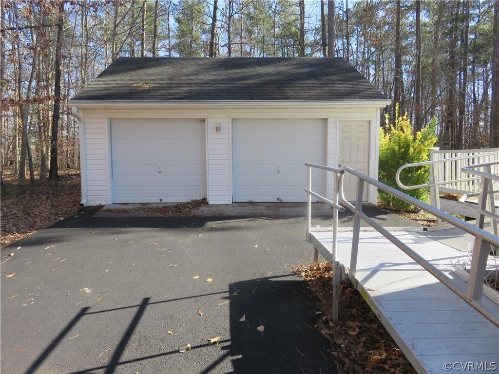 2925 Nelsons Bridge Road Hanover, VA 23069 - Photo 10 of 36 Gallery Image 10
