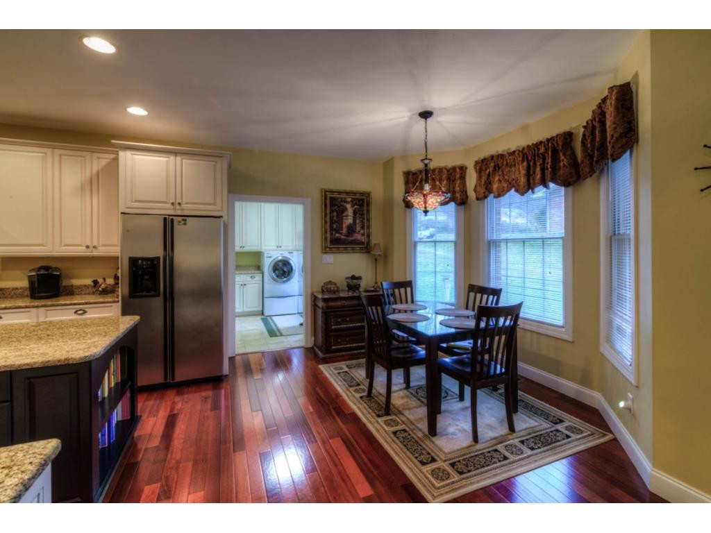 1601 Overhill Road Bristol, VA 24201 - Photo 8 of 21 Breakfast Nook