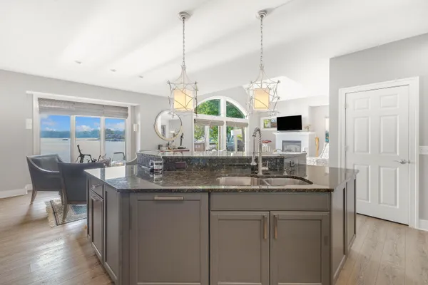 $1,279,900 | 17533 North Fruitport Road, Unit 6, Spring Lake, MI 49456