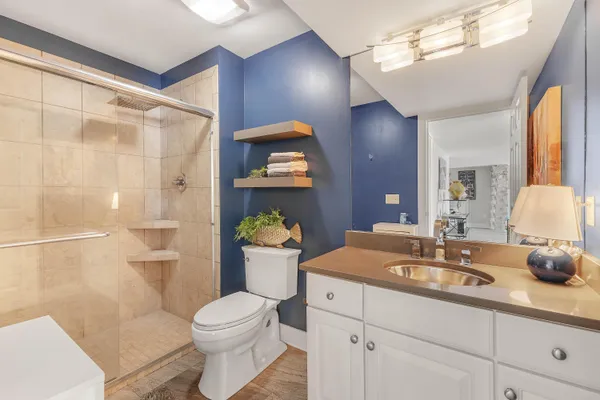 $1,279,900 | 17533 North Fruitport Road, Unit 6, Spring Lake, MI 49456