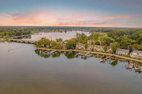$1,279,900 | 17533 North Fruitport Road, Unit 6, Spring Lake, MI 49456