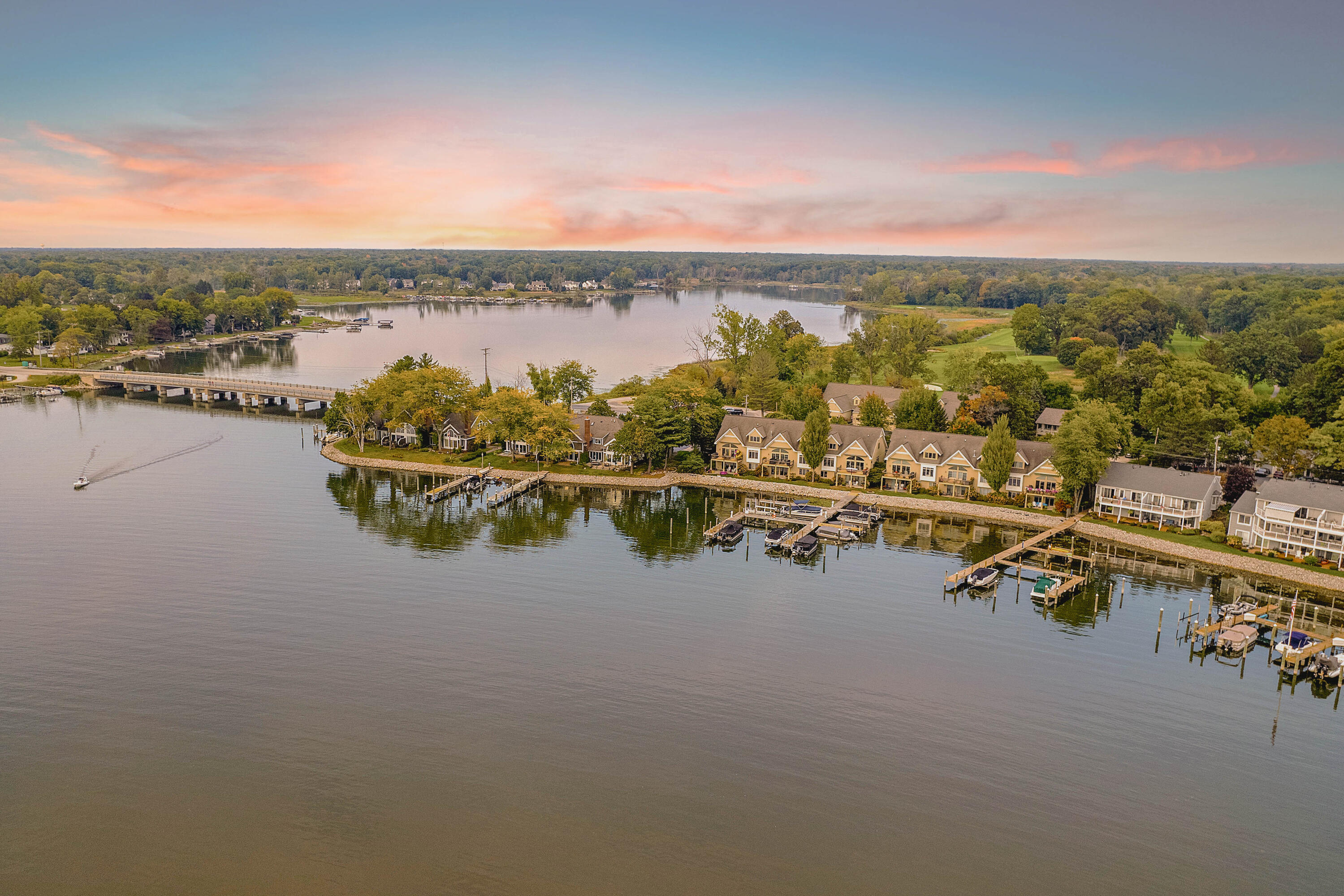17533 North Fruitport Road, Unit 6 Spring Lake, MI 49456 - Photo 73 of 78 BlueWest Properties