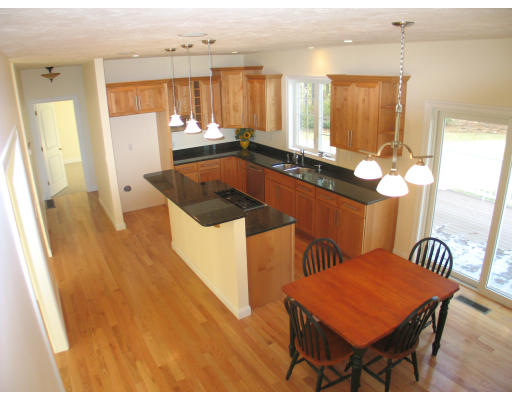 3 Pineneedle Lane Georgetown, MA 01833 - Photo 2 of 6 Gallery Image 2