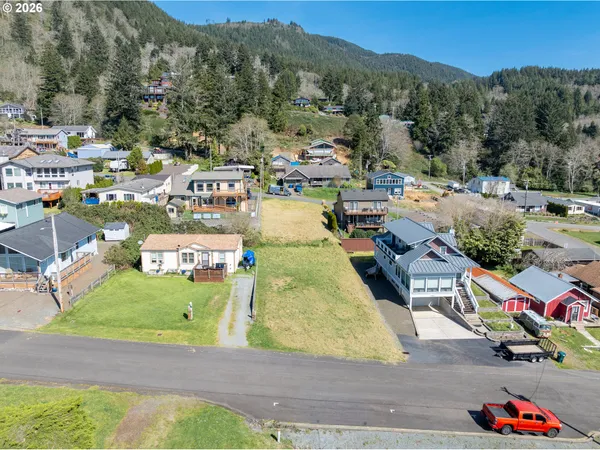 $129,900 | 607 Driftwood Avenue, Garibaldi, OR 97118