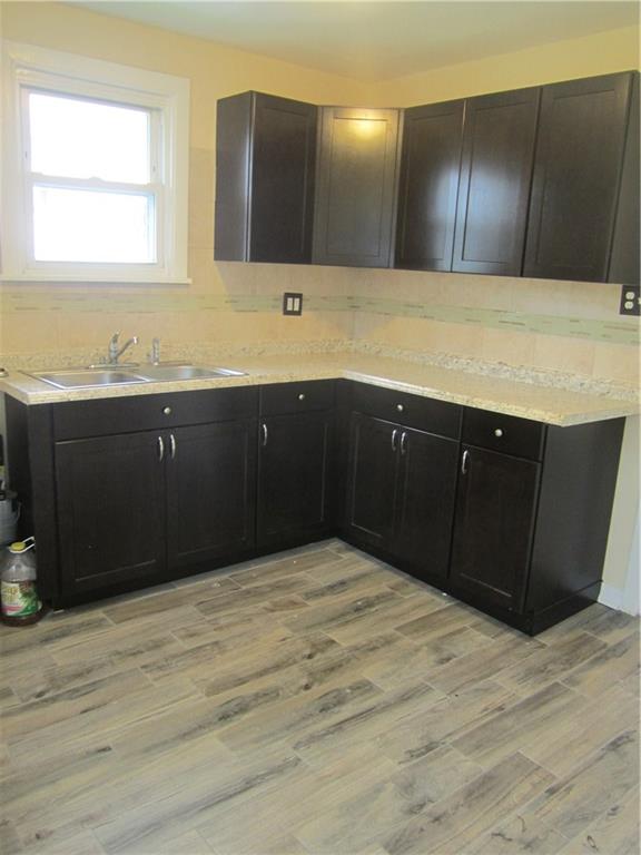 459 Kossuth Street Rochester, PA 15074 - Photo 9 of 16 Gallery Image 9