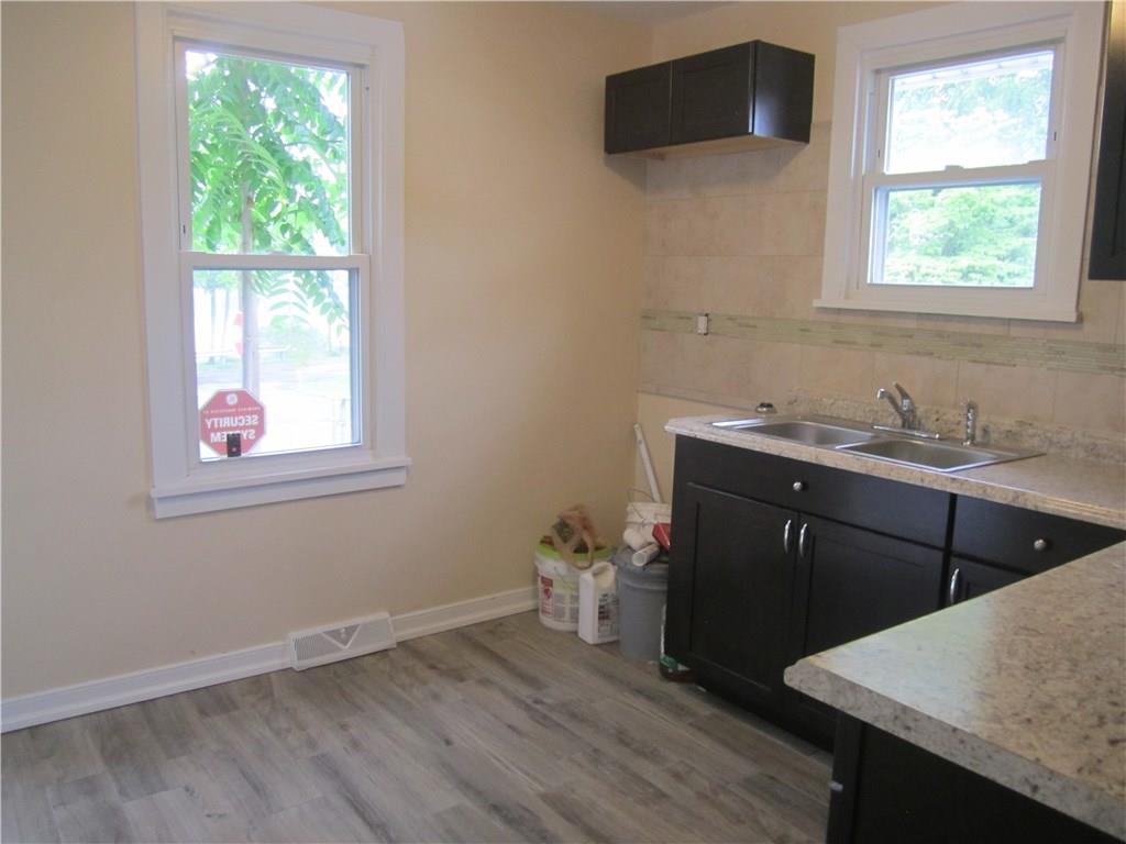 459 Kossuth Street Rochester, PA 15074 - Photo 10 of 16 Gallery Image 10