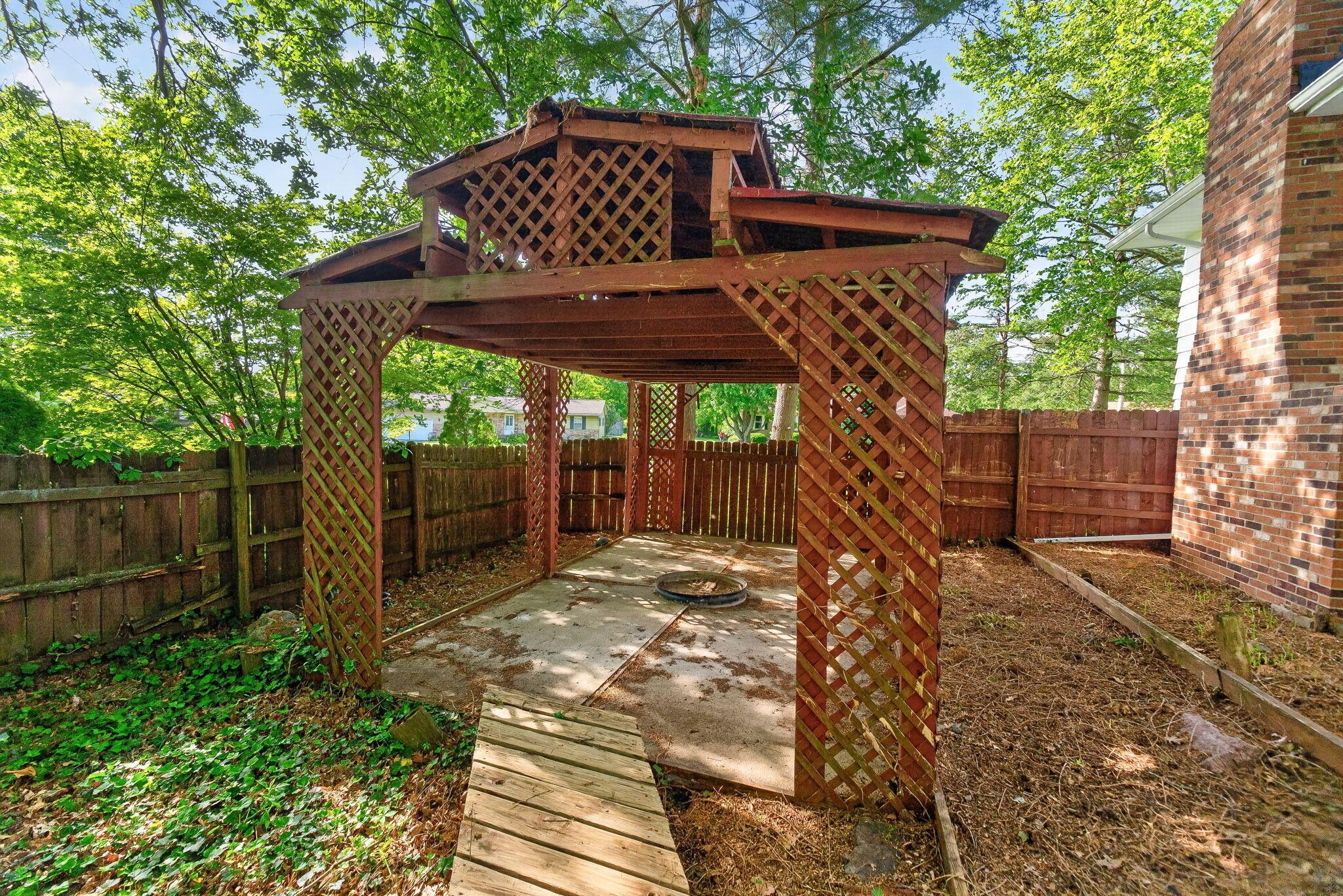181 Greenbrier Road Sunbury, OH 43074 - Photo 53 of 60 181 Greenbrier (Exterior)-29