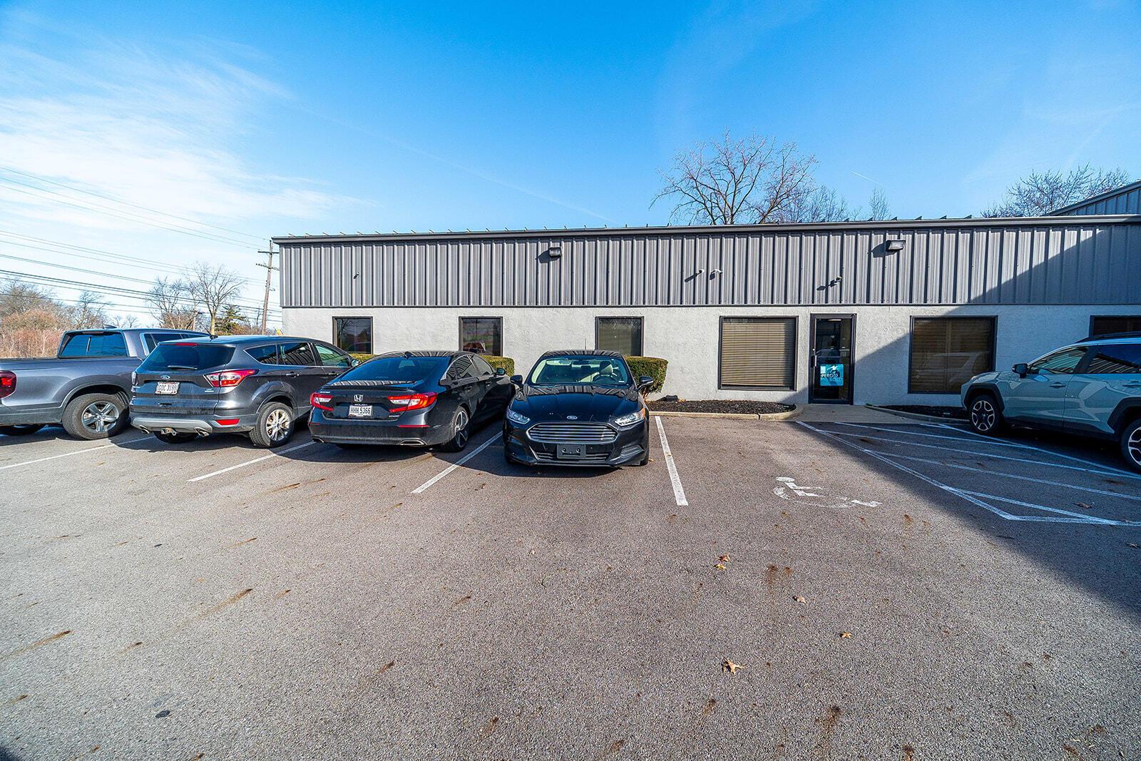 3657 Trabue Road Columbus, OH 43228 - Photo 16 of 73 3657 Trabue Rd-20
