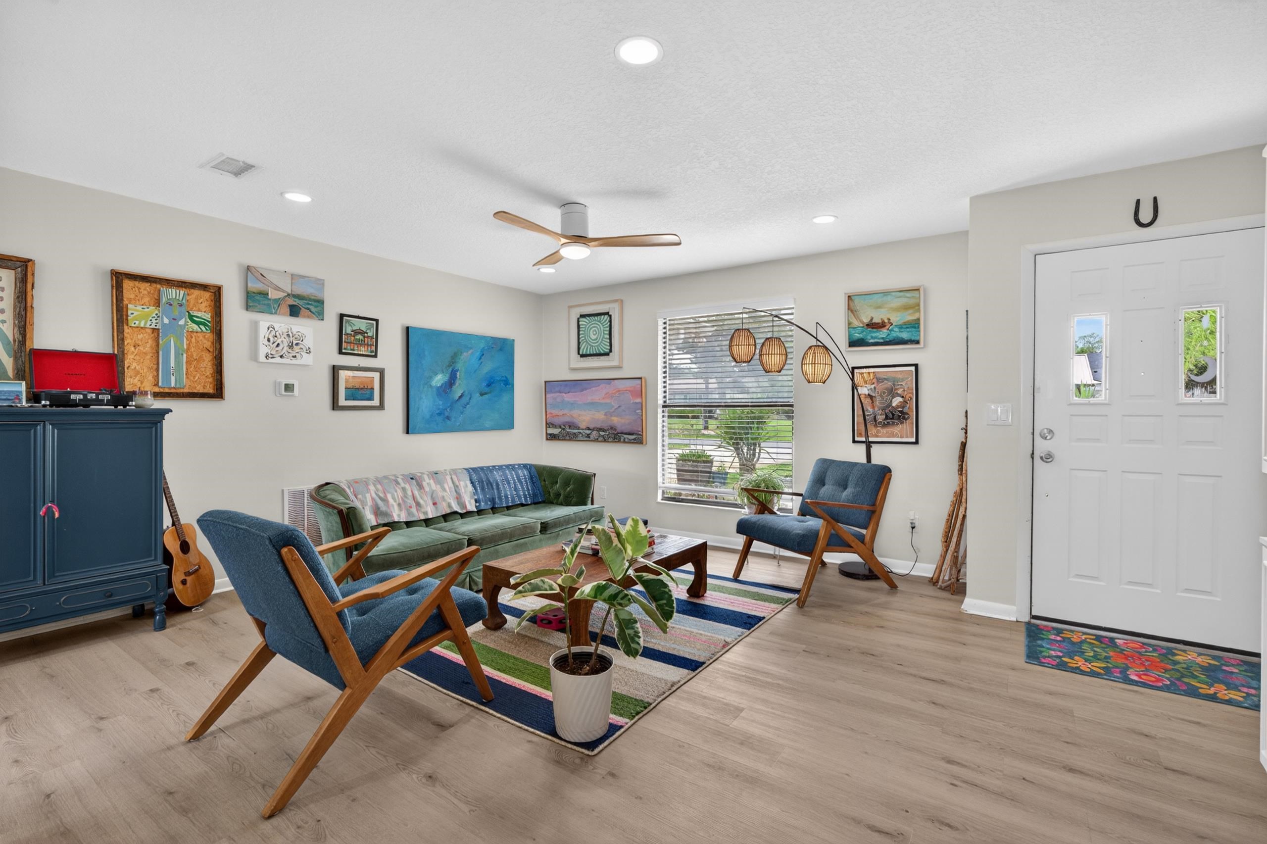111 Pompano Road St. Augustine, FL 32086 - Photo 12 of 61 a living room with furniture