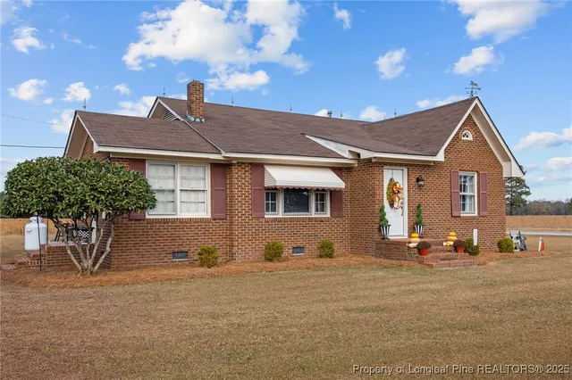 $279,000 | 1752 Lee-Johnson Road, Dunn, NC 28334