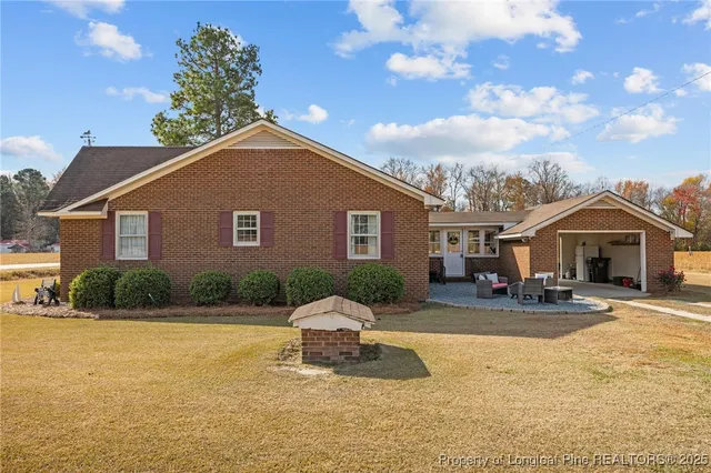 $279,000 | 1752 Lee-Johnson Road, Dunn, NC 28334