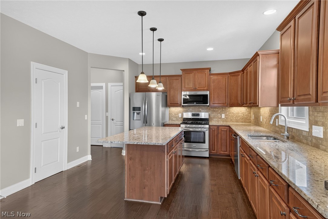 22334 Pinnacle Point Strongsville, OH 44149 - Photo 12 of 50