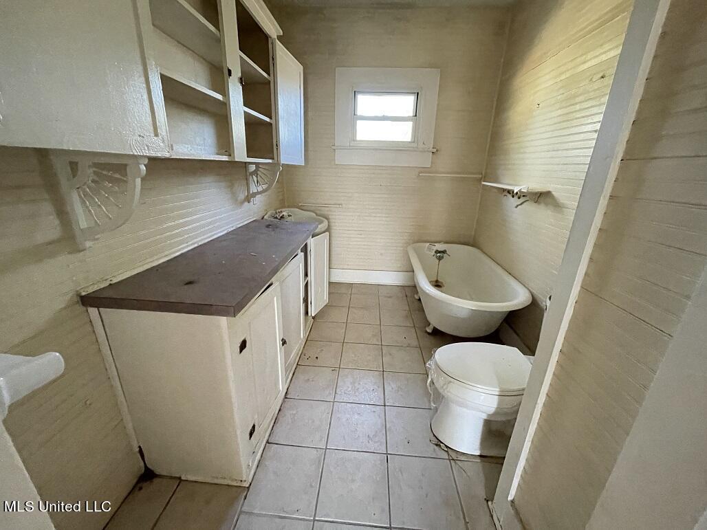 158 Ceasar Road Picayune, MS 39466 - Photo 14 of 23 Full Bath