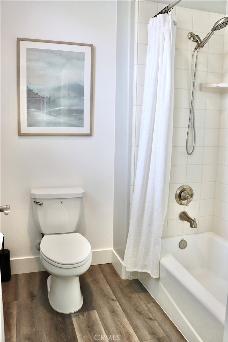 2018 Risborough Court Bakersfield, CA 93311 - Photo 12 of 73 a bathroom with a toilet and a shower