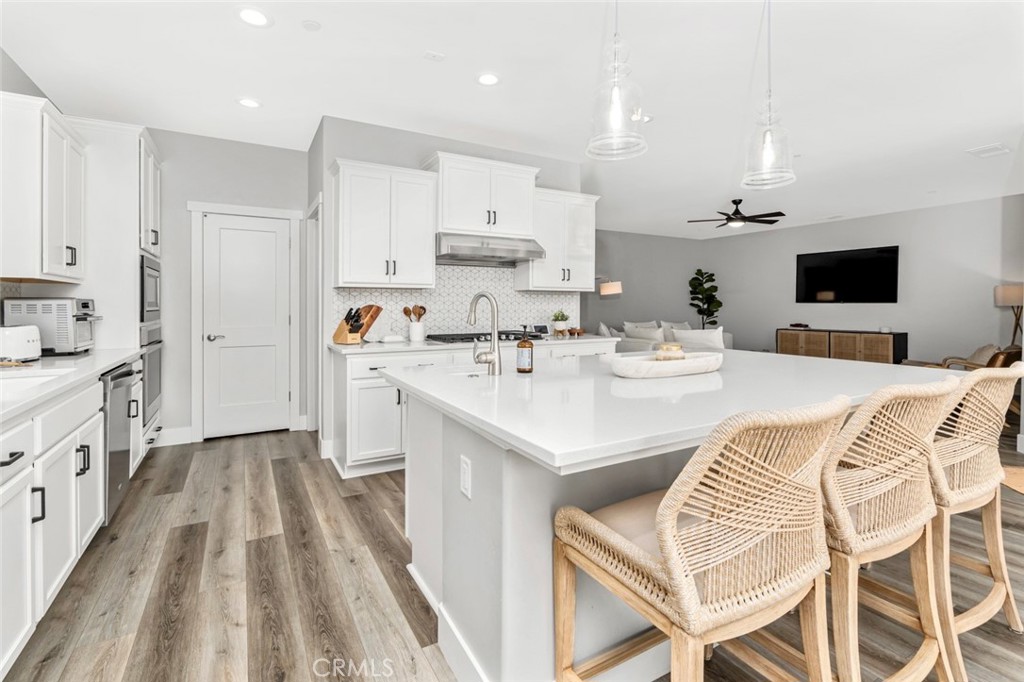 2018 Risborough Court Bakersfield, CA 93311 - Photo 17 of 73