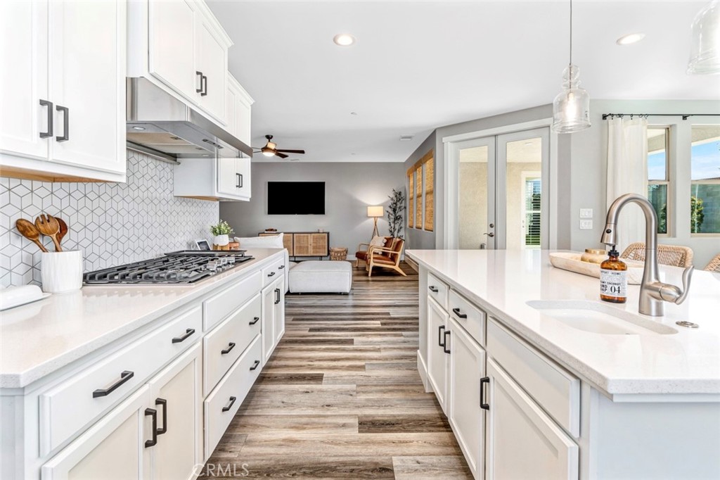 2018 Risborough Court Bakersfield, CA 93311 - Photo 19 of 73