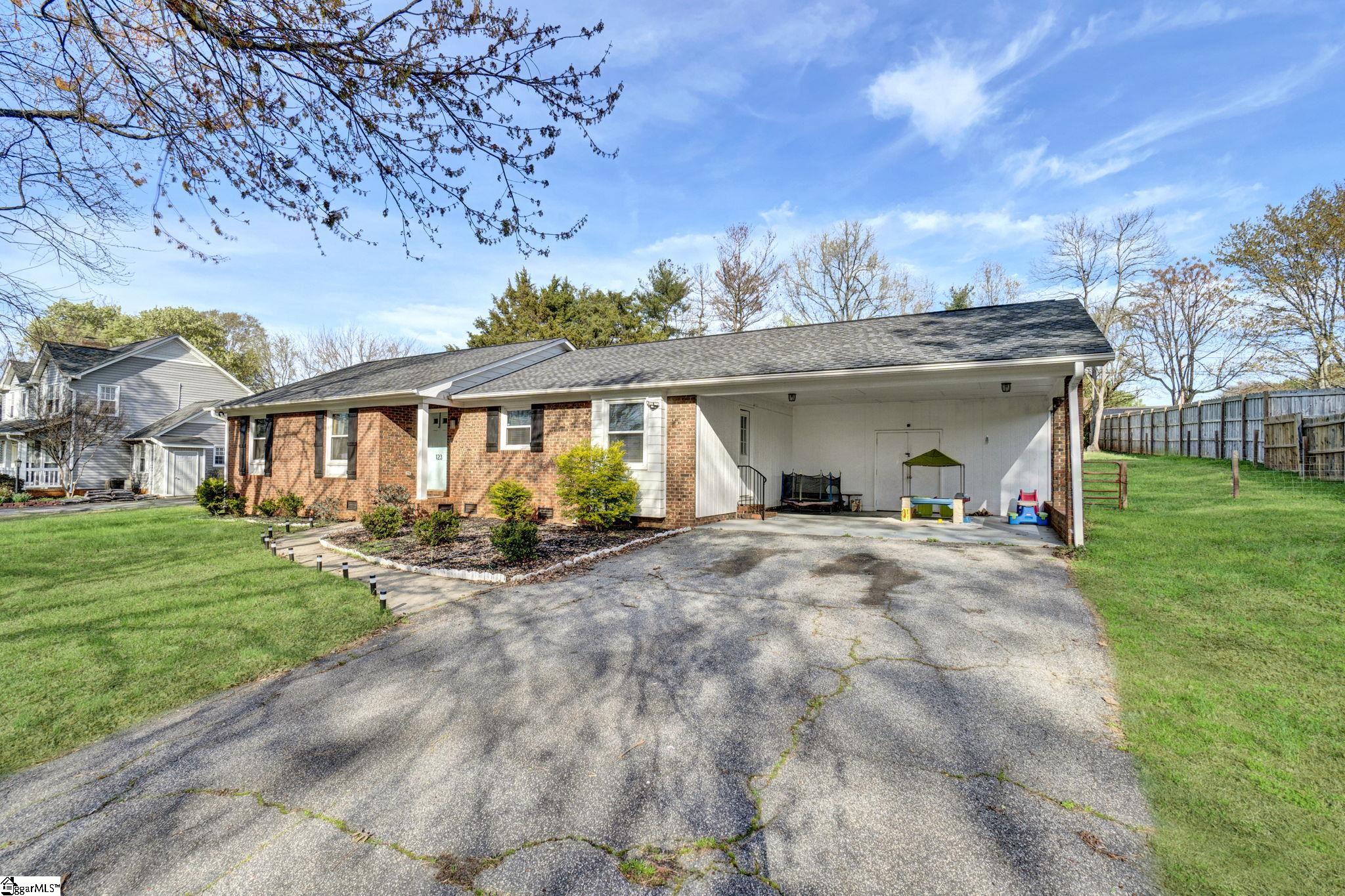 123 State Rd S-42-9281 Moore, SC 29369 - Photo 4 of 43