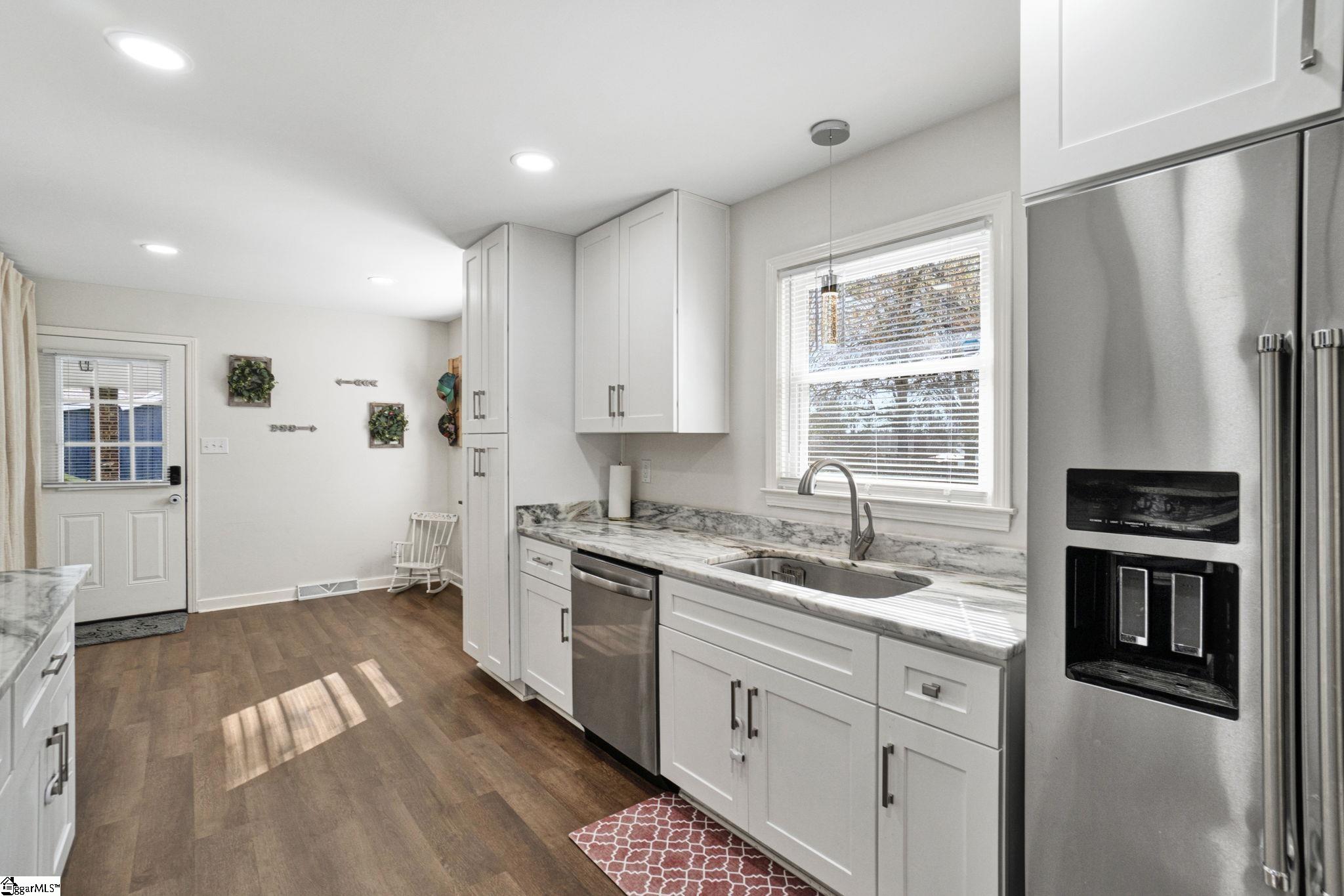 123 State Rd S-42-9281 Moore, SC 29369 - Photo 5 of 43