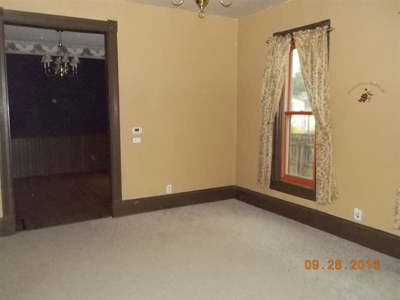 521 Madison Street Decatur, IN 46733 - Photo 7 of 22