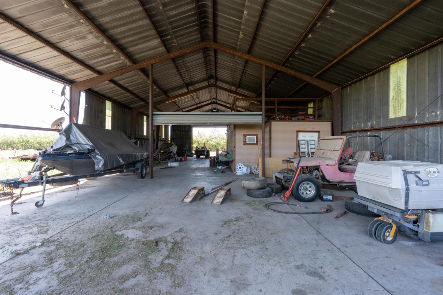 44671 Hobart Road Dos Palos, CA 93620 - Photo 37 of 43