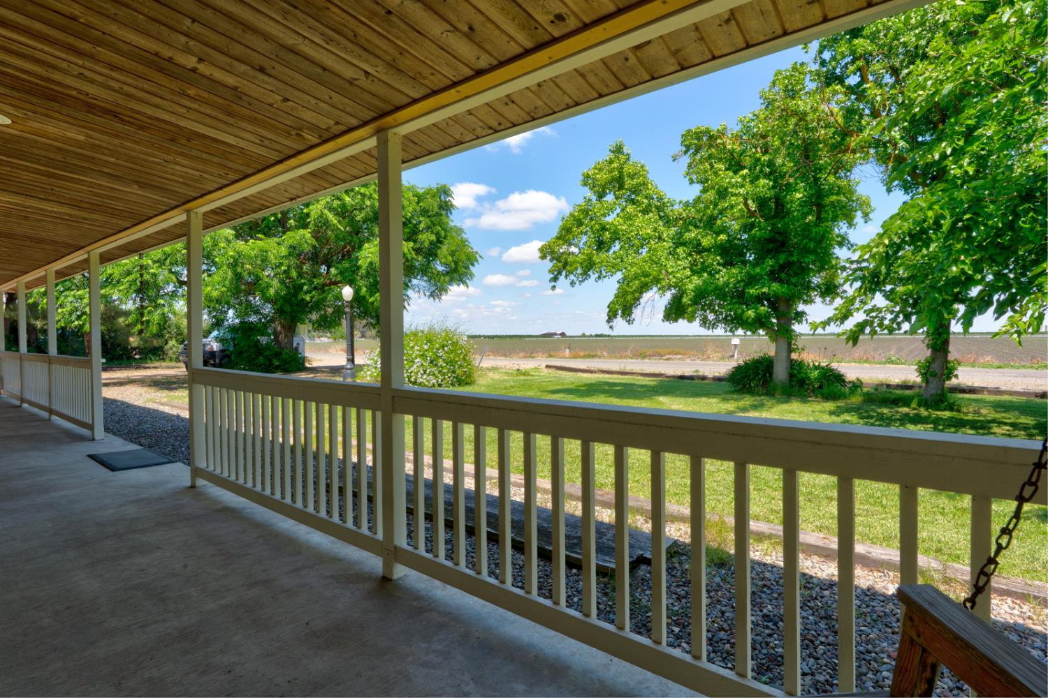 44671 Hobart Road Dos Palos, CA 93620 - Photo 6 of 43 wrap around covered patio front