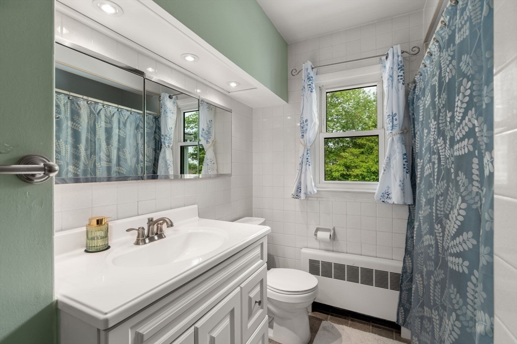 12 Ruby Road Saugus, MA 01906 - Photo 19 of 42