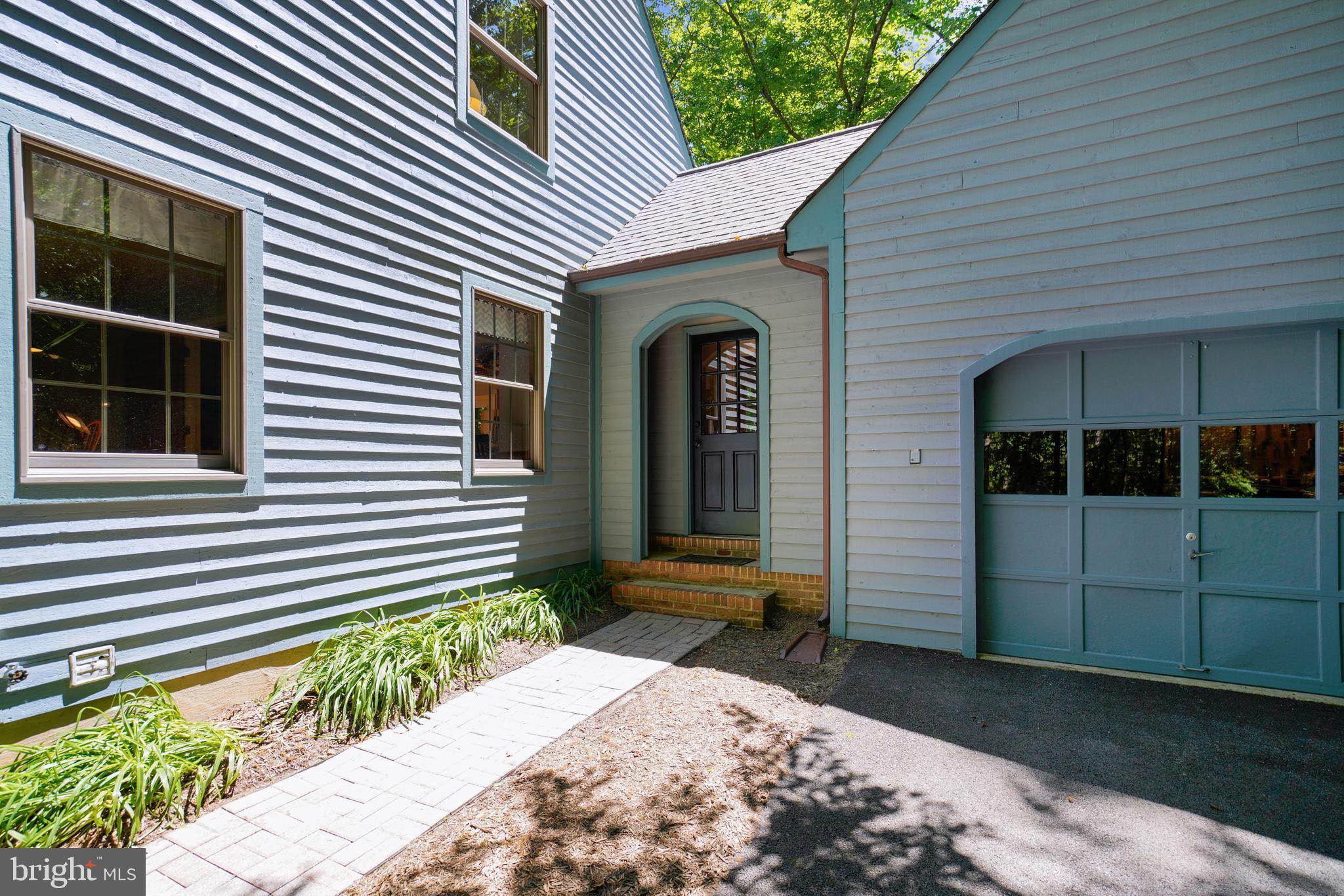7157 Deer Valley Road Highland, MD 20777 - Photo 4 of 64 2nd front entrance to home