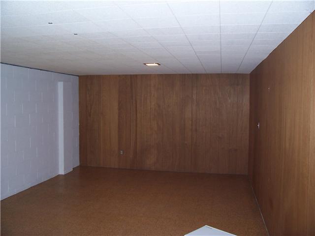 2116 Ward Road Columbus, OH 43224 - Photo 11 of 17 Gallery Image 11