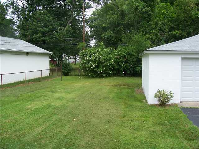 2116 Ward Road Columbus, OH 43224 - Photo 13 of 17 Gallery Image 13