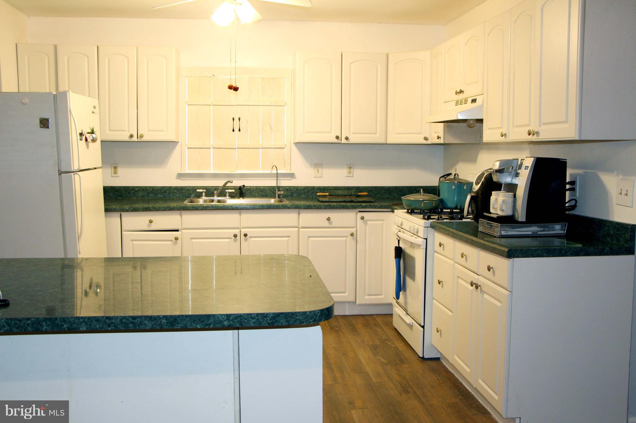 15507 Brandywine Road Brandywine, MD 20613 - Photo 6 of 25 Kitchen 2