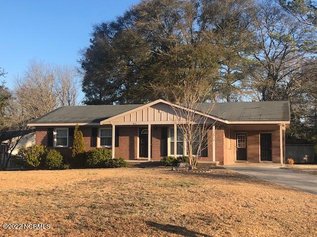 945 Montclair Avenue Rockingham, NC 28379 - Photo 1 of 6 Front