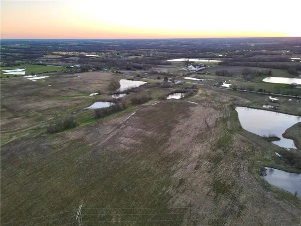 $1,859,000 | 22623 South Prospect Avenue, Cleveland, MO 64734