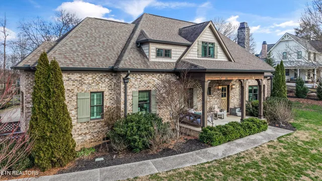$1,325,000 | 1324 Davis Lane, Knoxville, TN 37922