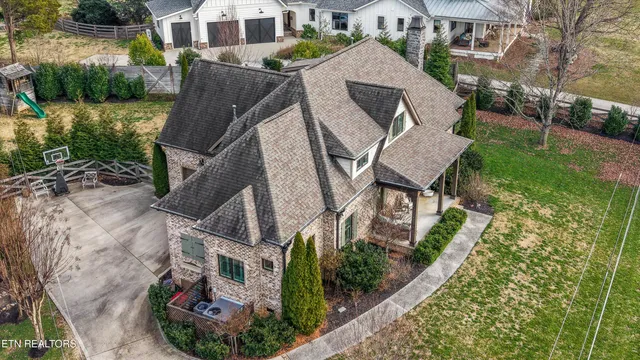 $1,325,000 | 1324 Davis Lane, Knoxville, TN 37922