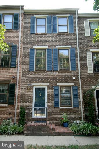 1109 Portner Road Alexandria, VA 22314 - Photo 3 of 23 All Brick TH at popular Nethergate