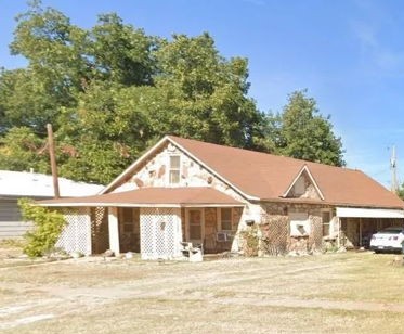 1608 Backus Street Paducah, TX 79248 - Photo 2 of 21 View of front of house
