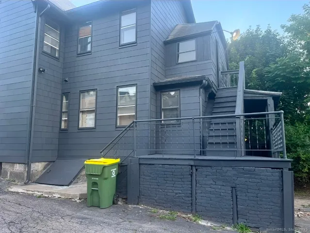 $300,015 | 9 Brewster Street, Waterbury, CT 06704